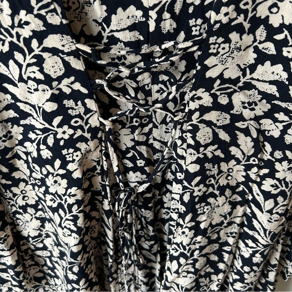 Urban Outfitters Lucca Floral Romper - Picture 8 of 8